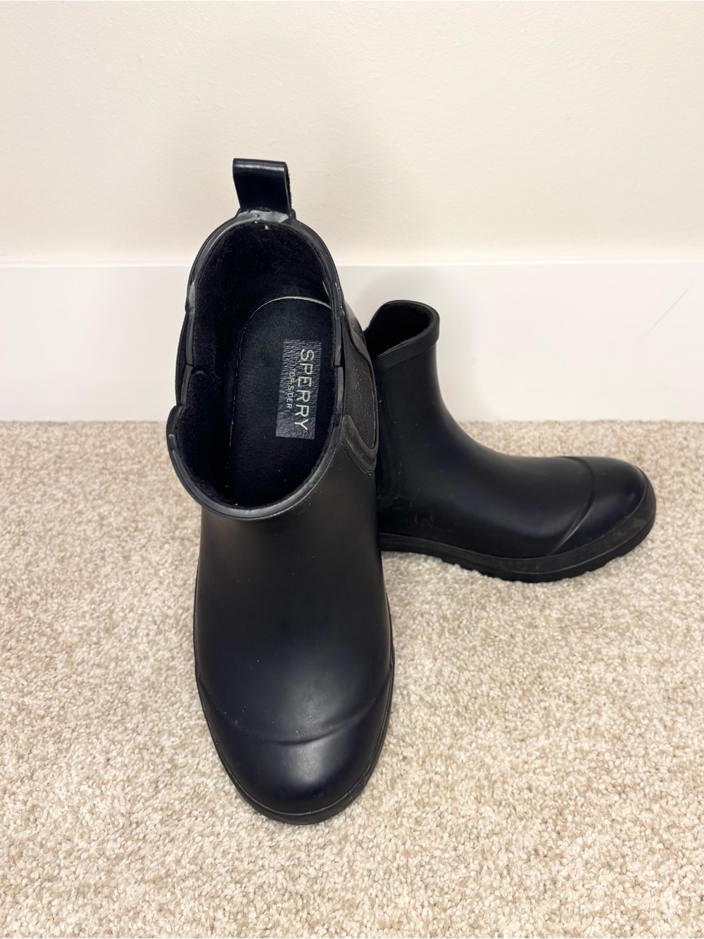 Sperry Top-Sider Women’s Short Black Chelsea Rain Boots
